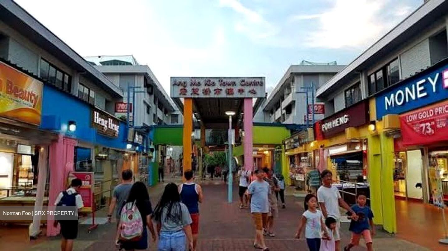 Toa Payoh Central (D12), Shop House #618077031